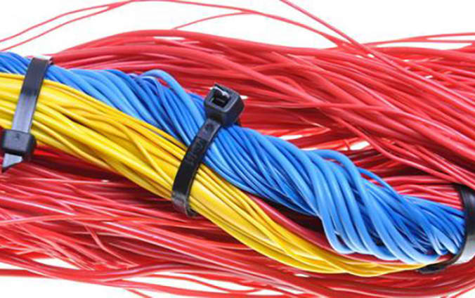 米兰体育网页官网：罗马仕获得具有拓宽坞可添加电子设备接口的数据线专利能在不一样接口的设备之间树立有用衔接